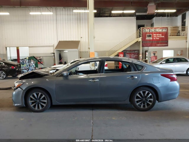 Nissan Altima 2.5 Sv