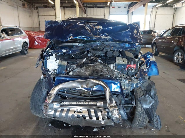 Toyota Tacoma Base V6