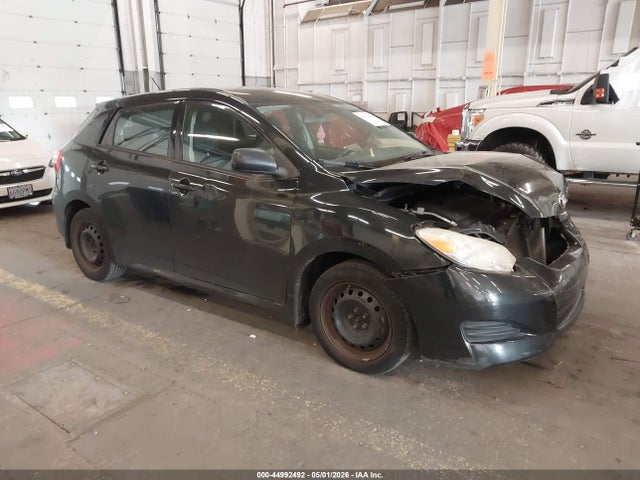 Salvage Toyota Matrix Image