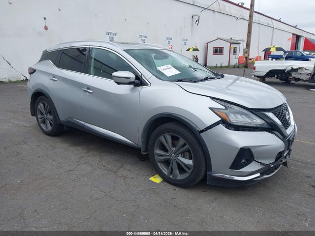 Salvage Nissan Murano Image
