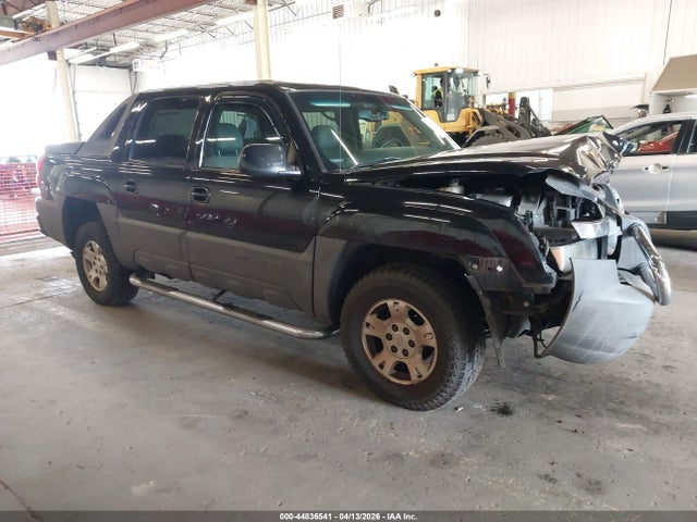 Salvage Chevrolet Avalanche 1500 Image