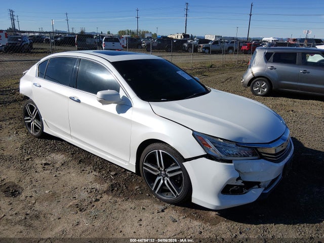 Salvage Honda Accord Image