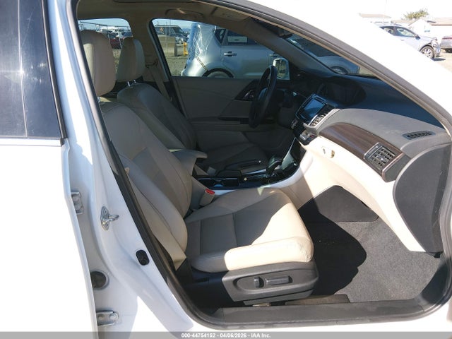 Honda Accord Touring V6