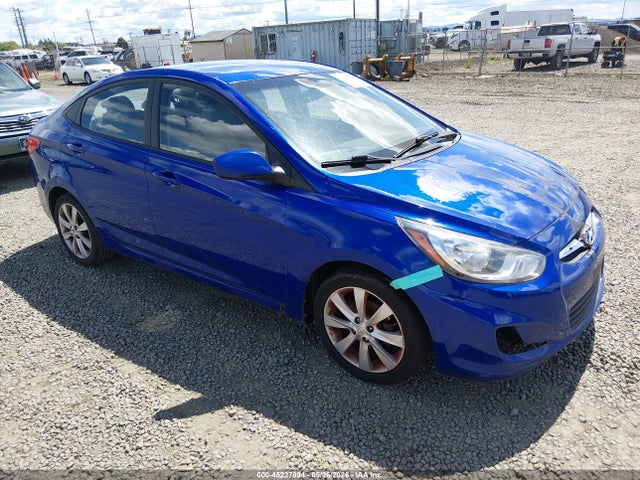 Salvage Hyundai ACCENT Image