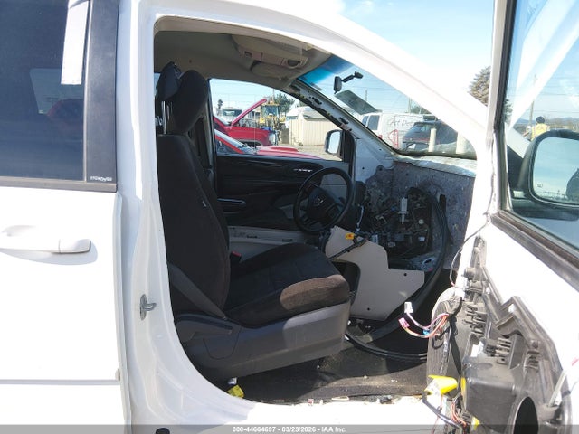 Dodge Grand Caravan Sxt