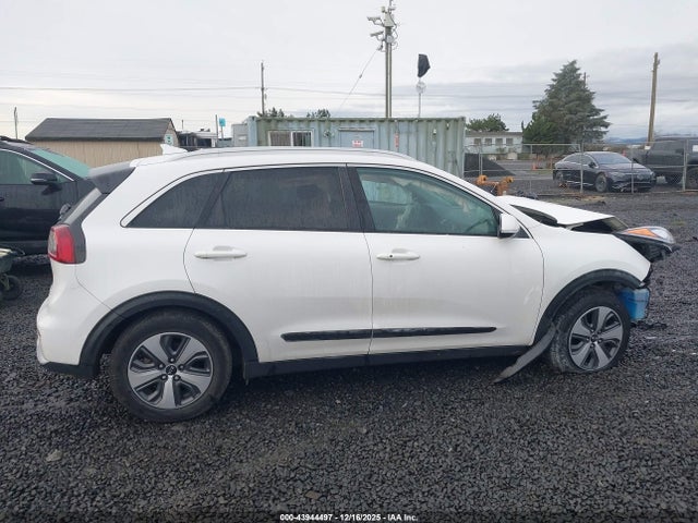 Kia Niro Ex
