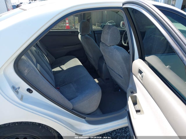 Toyota Camry Le V6
