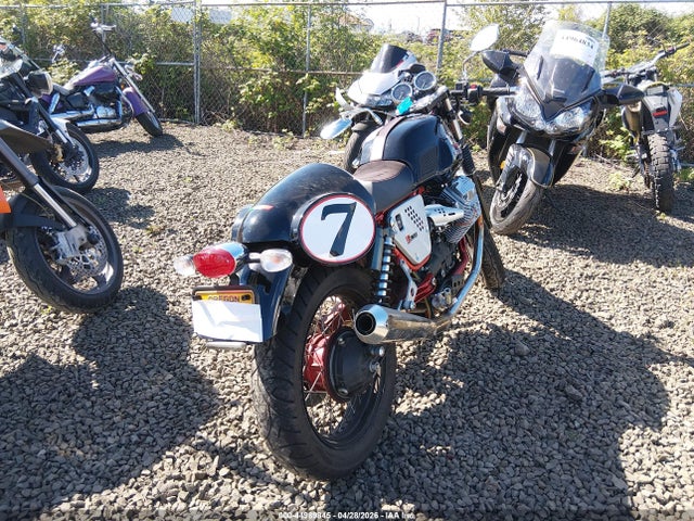 Moto Guzzi V7 Classic