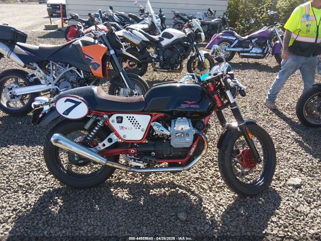 Moto Guzzi V7 Classic