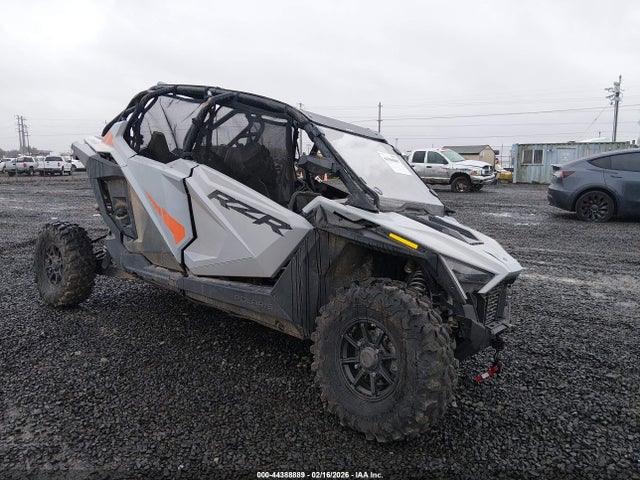Salvage Polaris RZR Image