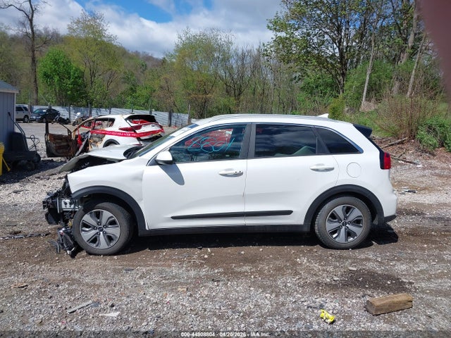 Kia Niro Lx