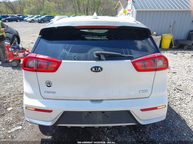 Kia Niro Lx