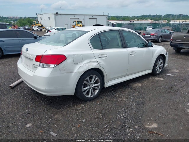 Subaru Legacy 2.5i Premium