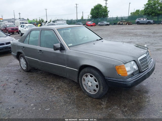 Salvage Mercedes-Benz E-Class Image