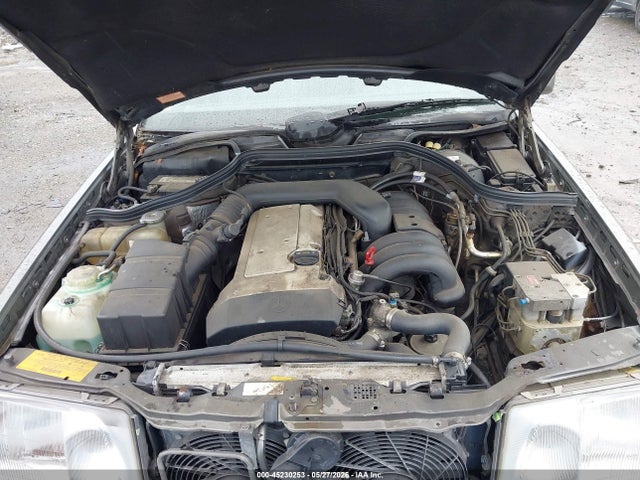 Mercedes-Benz E-Class 320