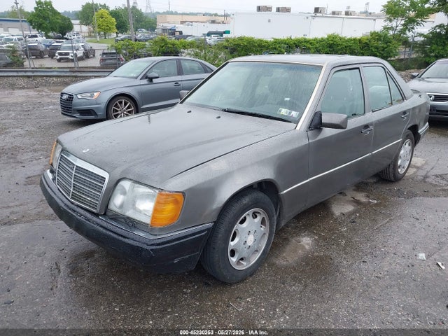 Mercedes-Benz E-Class 320