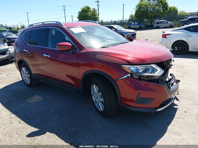 Salvage Nissan Rogue Image