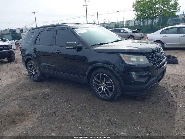 Salvage Ford Explorer Image