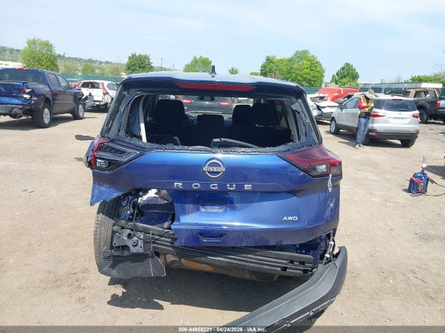 Nissan Rogue S Intelligent Awd