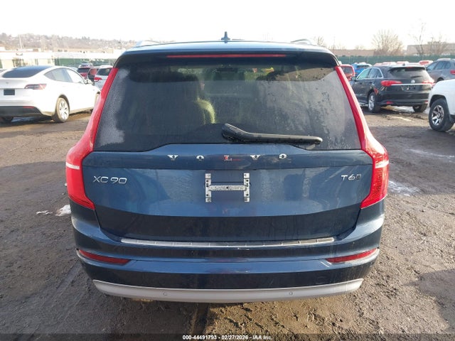 Volvo XC90 T6 Momentum 6 Passenger