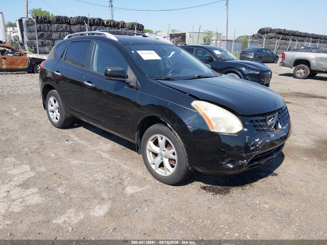 Salvage Nissan Rogue Image