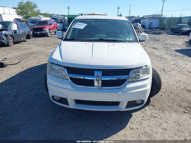 Dodge Journey Sxt
