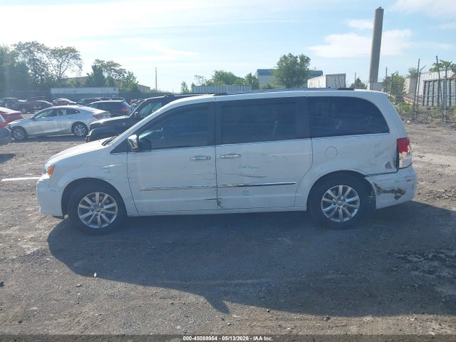 Chrysler Town & Country Limited Platinum