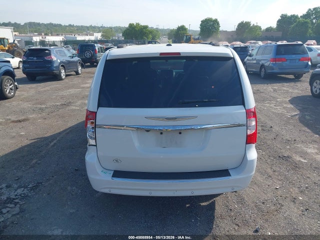 Chrysler Town & Country Limited Platinum