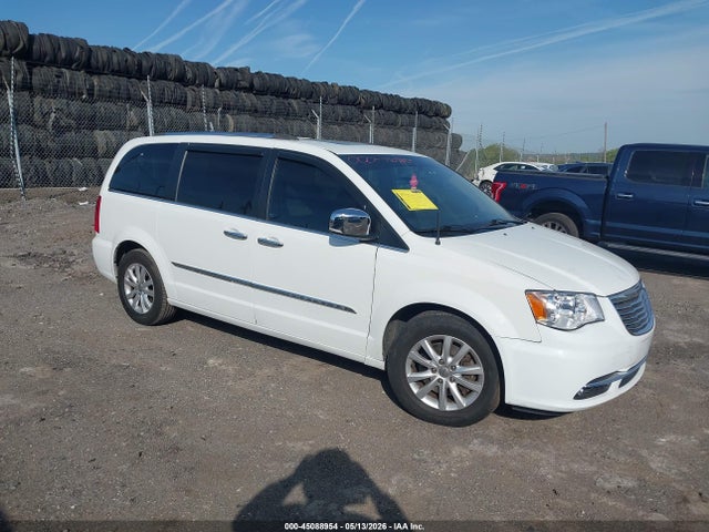 Salvage Chrysler Town & Country Image