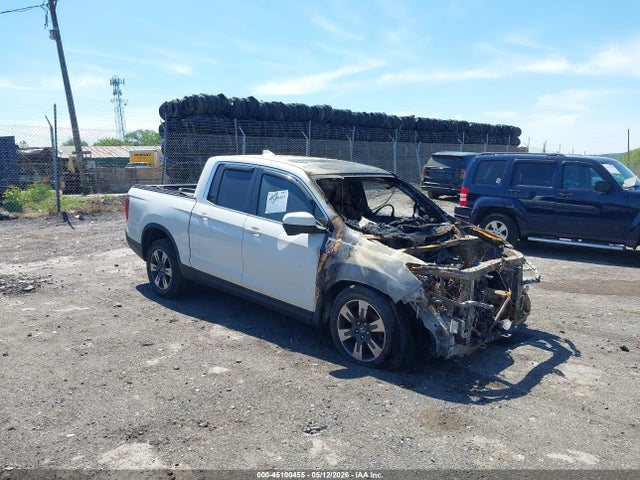 Salvage Honda Ridgeline Image