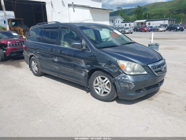 Salvage Honda Odyssey Image