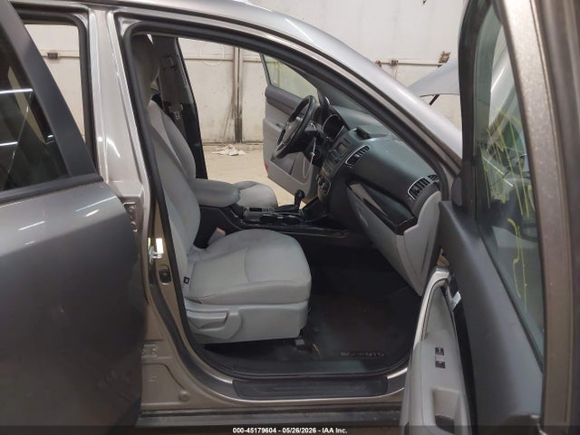 Kia Sorento Lx V6