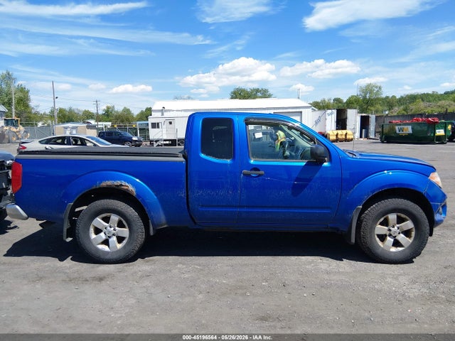 Nissan Frontier Sv