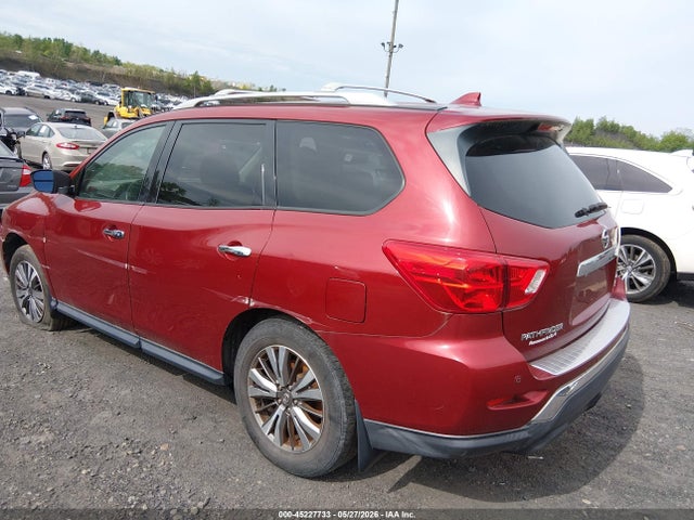 Nissan Pathfinder Sv