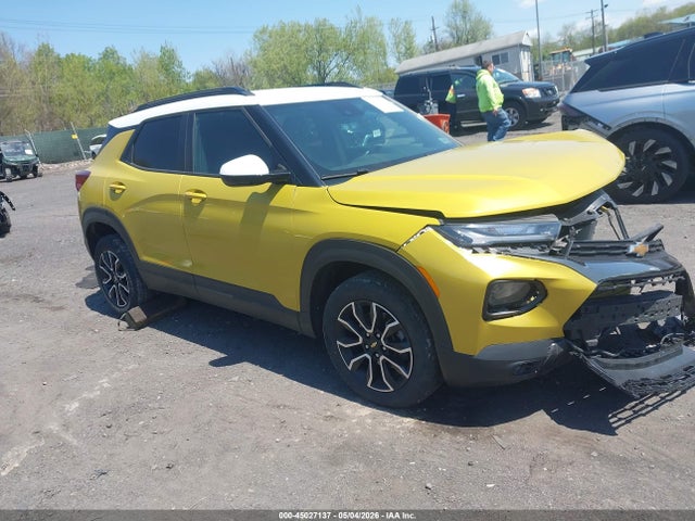 Salvage Chevrolet Trailblazer Image