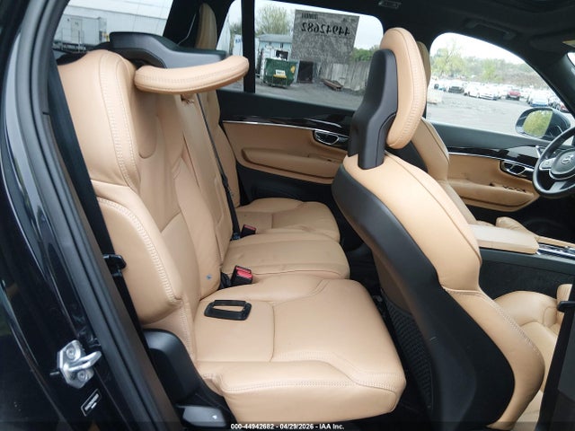 Volvo XC90 T6 Momentum