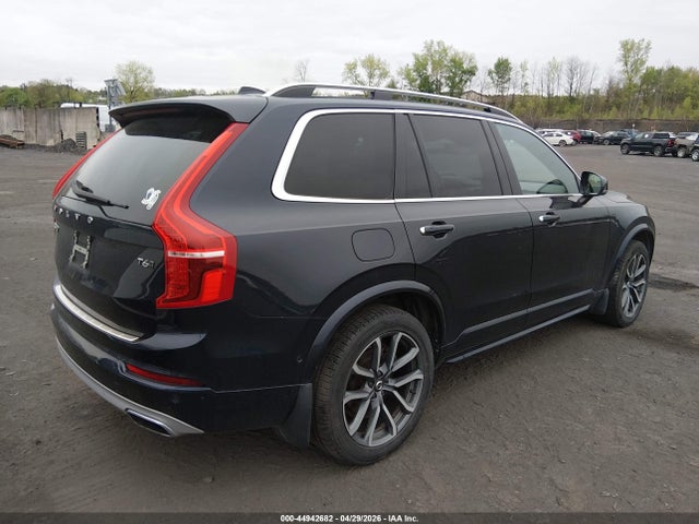 Volvo XC90 T6 Momentum