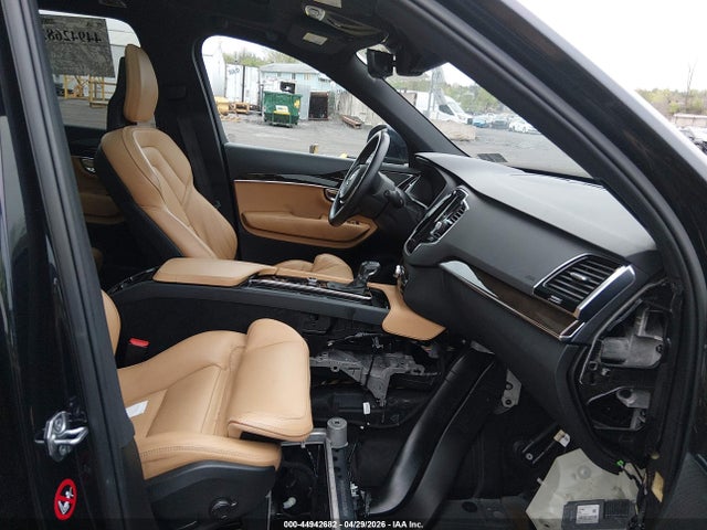 Volvo XC90 T6 Momentum