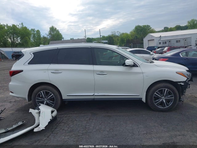 INFINITI Qx