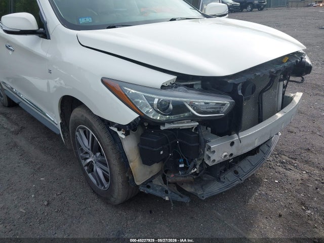 INFINITI Qx