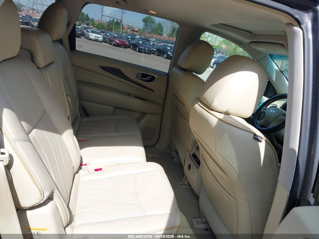 INFINITI JX35