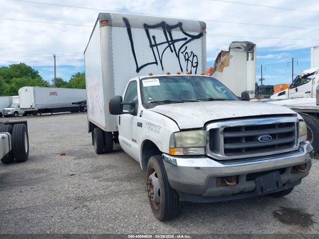 Salvage Ford F-550 Image