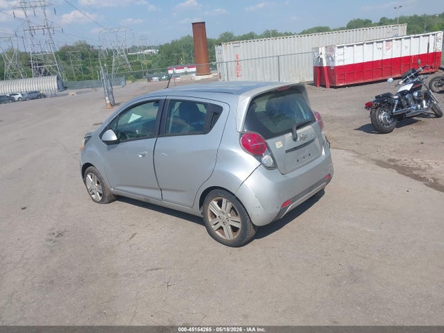 Chevrolet Spark 1lt Cvt