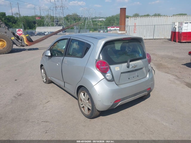 Chevrolet Spark 1lt Cvt