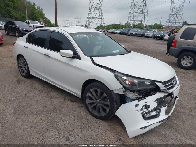 Salvage Honda Accord Image