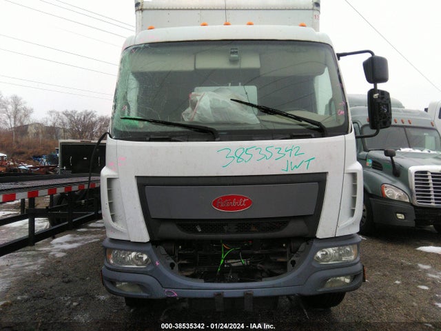 Peterbilt 220