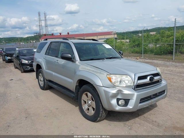 Salvage Toyota 4Runner Image