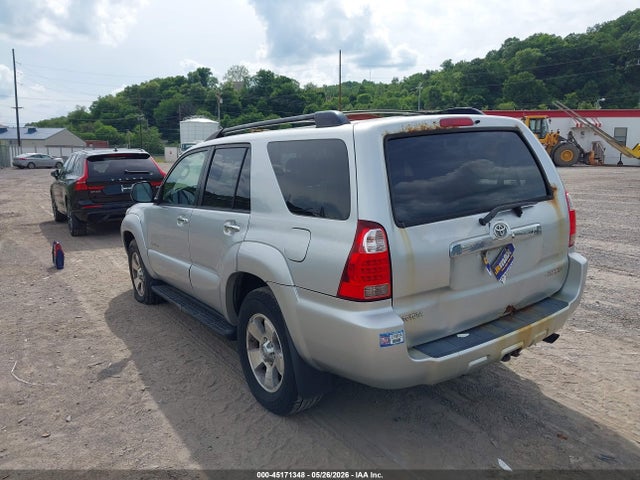 Toyota 4Runner Sr5 V8