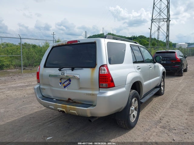 Toyota 4Runner Sr5 V8