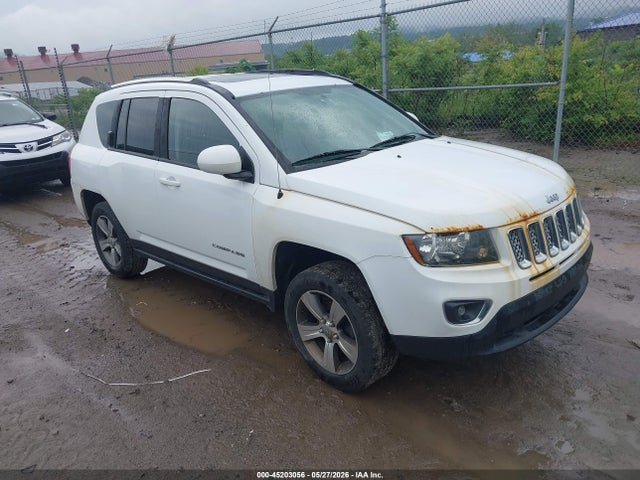 Salvage Jeep Compass Image